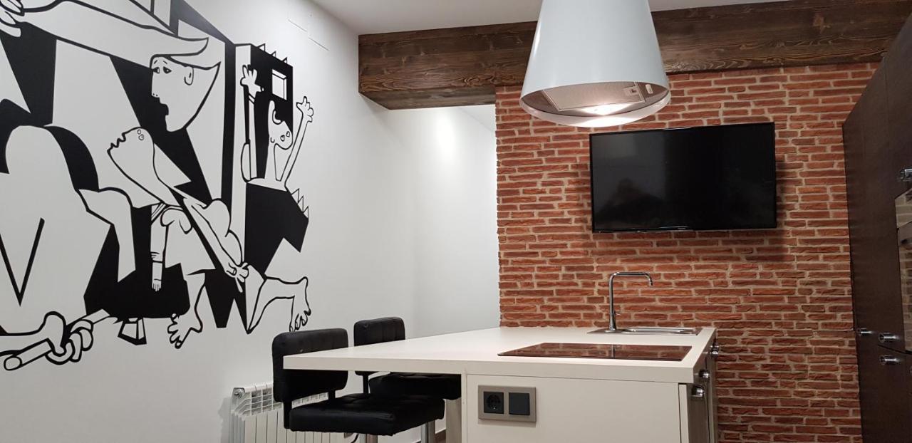 Picasso Callao Wifi Free - Temporada Rental Workers & Stud Madrid Exterior photo